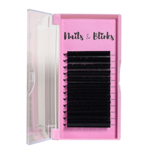 Easy Fanning Lashes