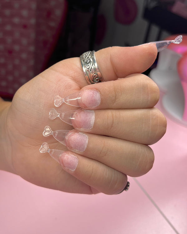 Short Almond NailsandBlinks